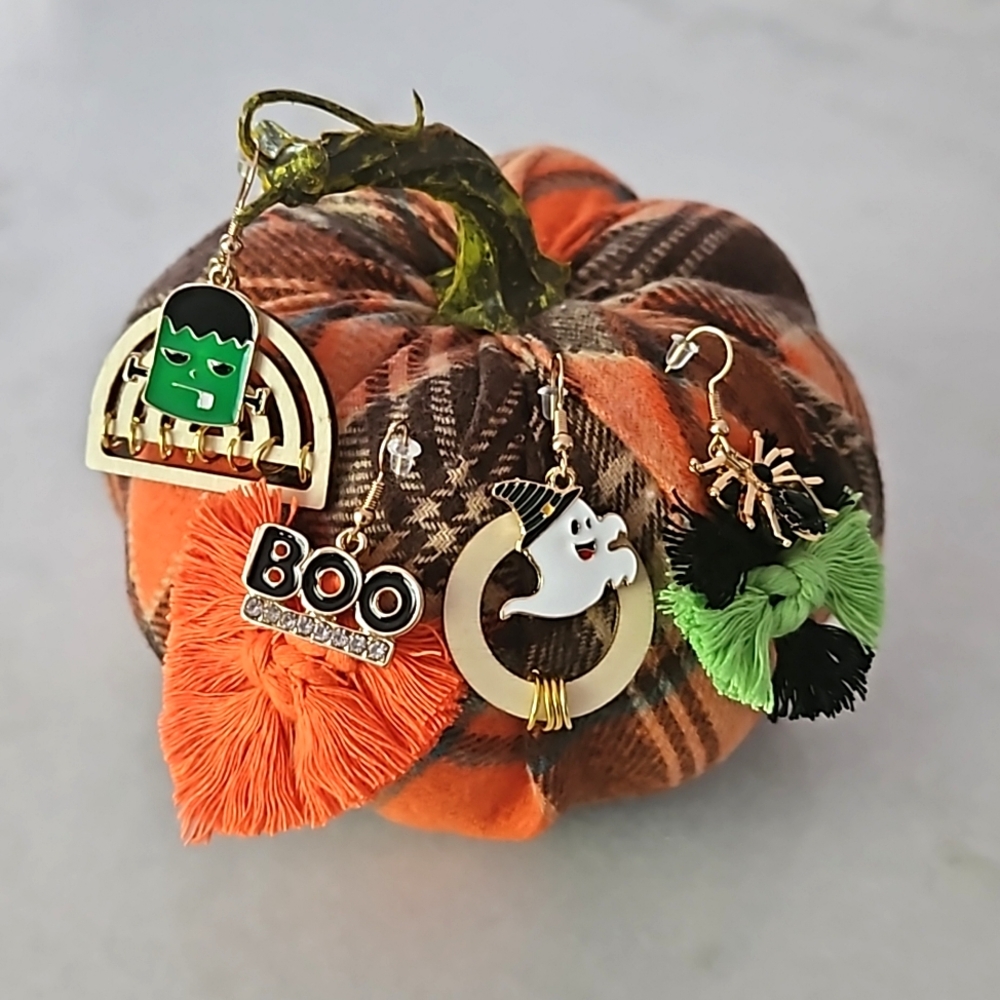 Hand Crafted Halloween Earrings - Picture 3 of 6